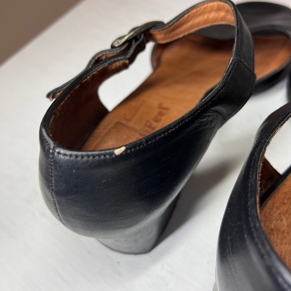 Beautifeel Black Leather Block Heel Stuart Toe Sandal - Picture 9 of 9